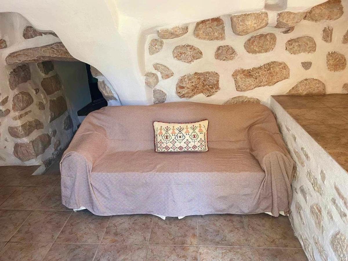The Two Carob Trees, Traditional Stonehouse, Nikandri, Pirgos Diros Appartement Lefkias Buitenkant foto